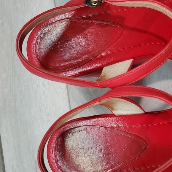 Fendi Womens Leather Wedge Sandals shoes sz 39/8 - Picture 6 of 14